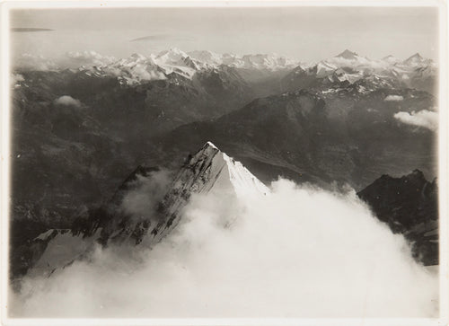 Photo Walter Mittelholzer - Bietschhorn avec Alpes valaisannes du nord