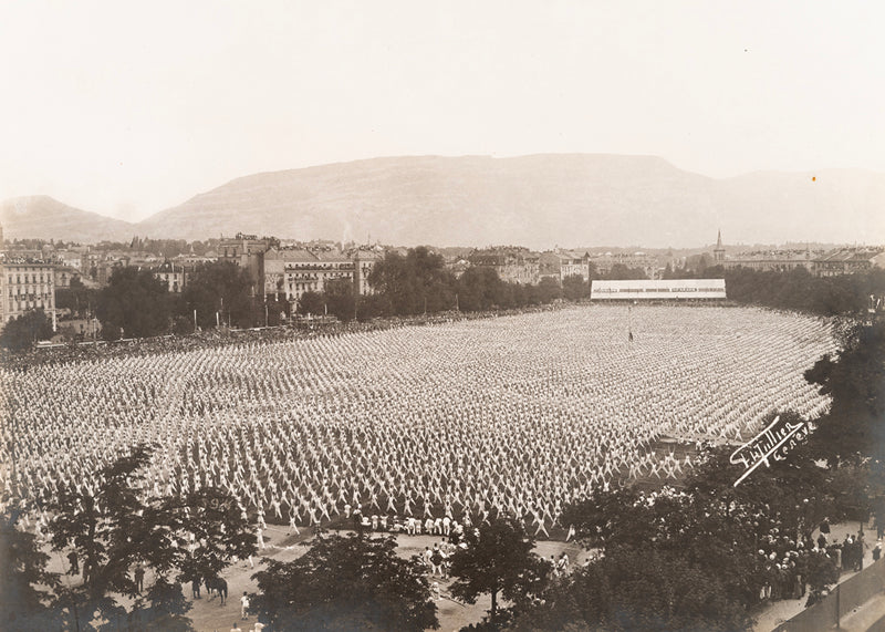 Genève - Plaine de Plainpalais, la Fête fédérale de gymnastique en juillet 1925