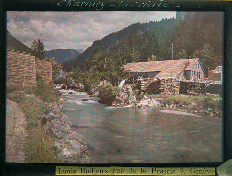 La scierie, Charmey, Fribourg, Suisse. Louis Rodieux - Autochrome