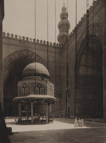 Fred Boissonnas - Cour intérieure de la mosquée Sultan Hasan au Caire, Egypte