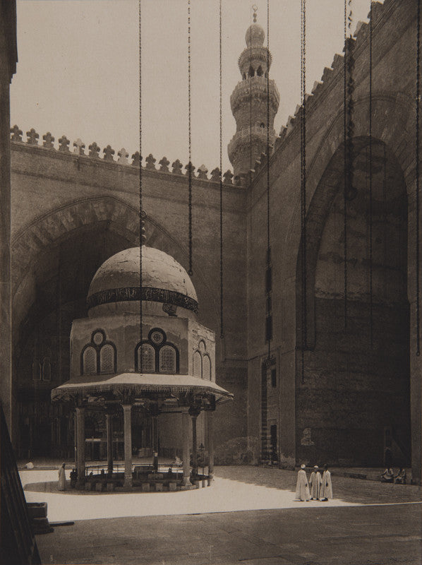 Fred Boissonnas - Cour intérieure de la mosquée Sultan Hasan au Caire, Egypte