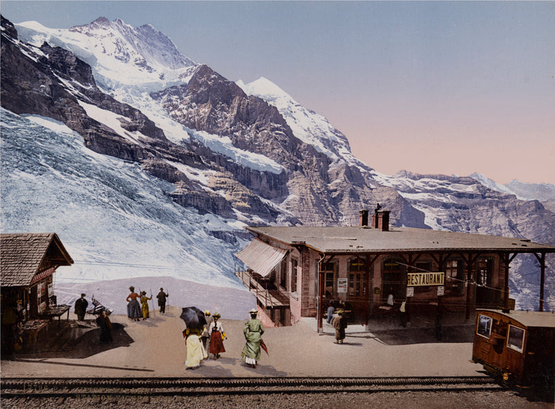 Photochrom - Jungfraubahn. Station Eigergletscher, Berne, Suisse